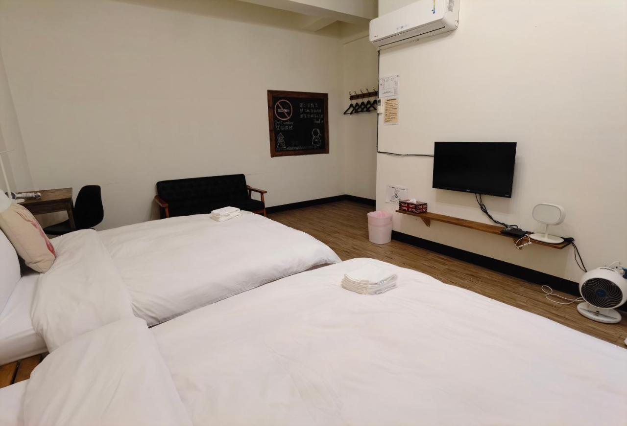 Oc Hostel Tainan Exterior foto
